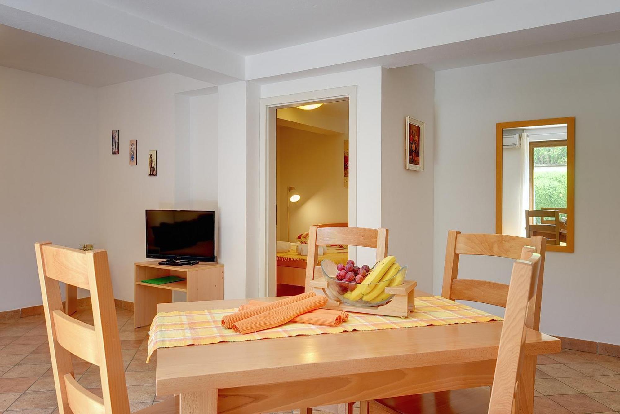 Apartments Buic Vinkuran Exterior photo