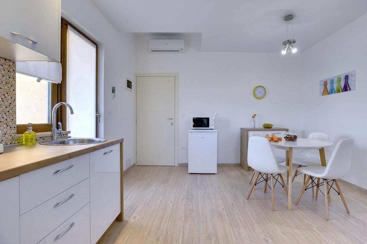 Apartments Buic Vinkuran Exterior photo