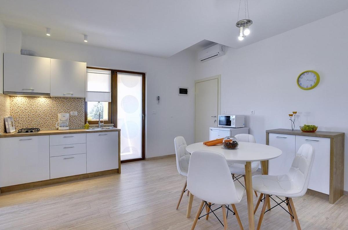 Apartments Buic Vinkuran Exterior photo